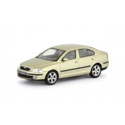 2004 Škoda Octavia II − béžová Sahara metalíza − Abrex 1:43