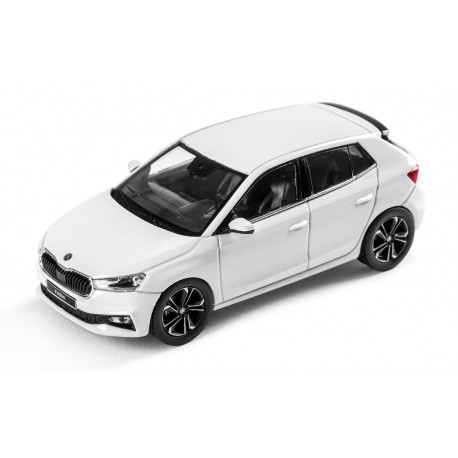 2022 Škoda Fabia IV − barva bílá Moon − Norev 1:43