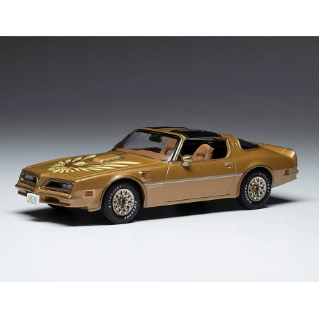 1978 Pontiac Firebird − zlatá metalíza − IXO Models 1:43