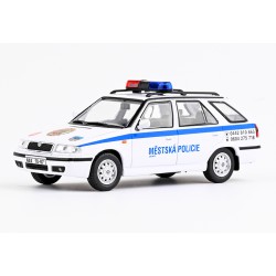 1998 Škoda Felicia FL Combi − Městská policie Jaroměř, s čelním "narážecím" rámem − ABREX 1:43