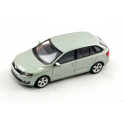 2013 Škoda Rapid Spaceback − stříbrnozelená Arctic Green metalíza − Abrex 1:43