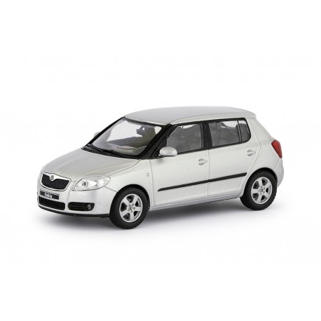 2007 Škoda Fabia II − stříbrná Brilliant metalíza − ABREX 1:43